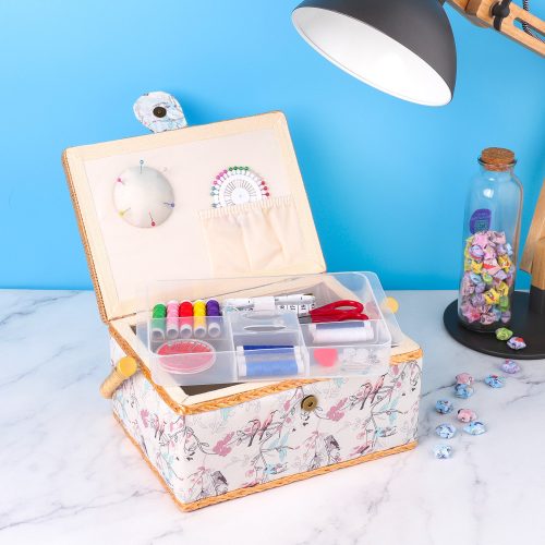 Navaris dřevěná sada na šití a 36 doplňků, 24,5 x 17,5 x 12,5 cm, 49047,02