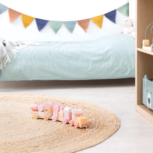 Trenulet din lemn Navaris, 20 piese, 3 vagoane, jucarie de tras si stivuit, roz, lemn