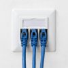 Sada 1 trojité síťové zásuvky RJ45 se 3 zástrčkami CAT 6A, Kwmobile, bílá, kov, 54571.03.01