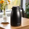 Ceainic izolat Navaris, 1.5L, negru, mentine bauturile calde pana la 9 ore, 51053.02