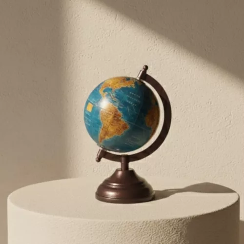 Glob decorativ Giftdeco NC2577, plastic și metal, înălțime 22 cm, lățime 13 cm