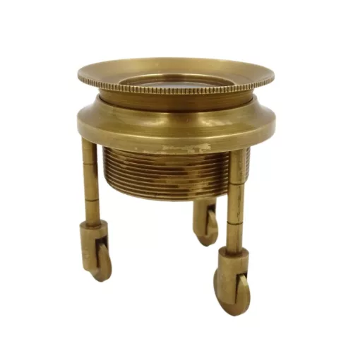 Lupă Giftdeco MAG-0015 cu trepied și rotițe, alamă și sticlă, 5 x 5 x 7 cm, stil retro