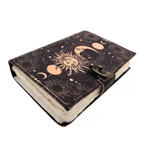 Jurnal Giftdeco AH07, piele de capra, soare si luna, granat si bej, 200 pagini, 18 x 13 cm