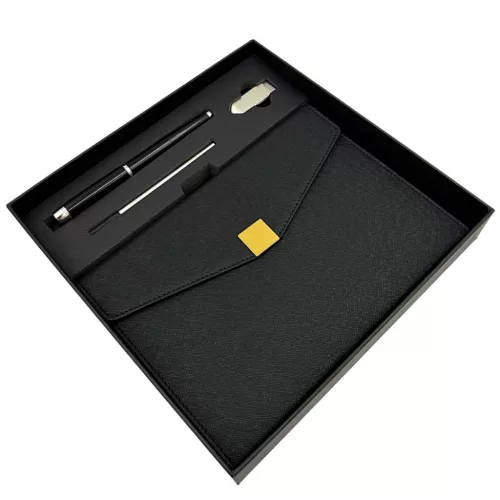 Cutie cadou Giftdeco EE9, piele, 23 x 23 cm, stil modern, clasic