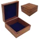 Cutie cadou Giftdeco NSHBOX din lemn cu interior bleumarin, 20 x 20 x 11 cm