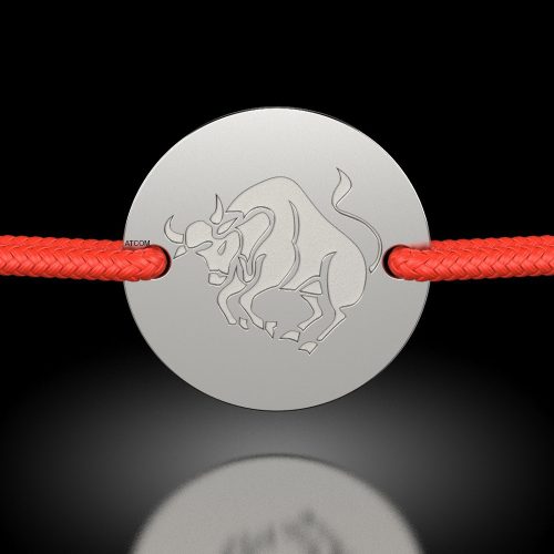 Stříbrný náramek s červenou šňůrkou model Taurus