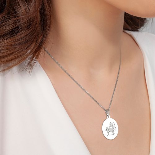 Stříbrný řetízek s přívěskem model Střelec