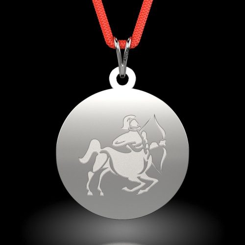 Stříbrný přívěsek se šňůrkou se vzorem Střelec