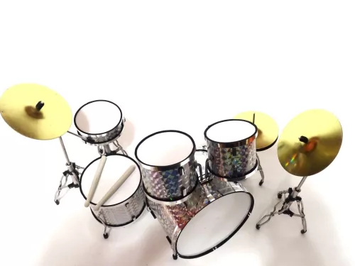 Miniatură set tobe argintii Indomini MDR-0039, scara 1:5, 15 x 20 x 20 cm
