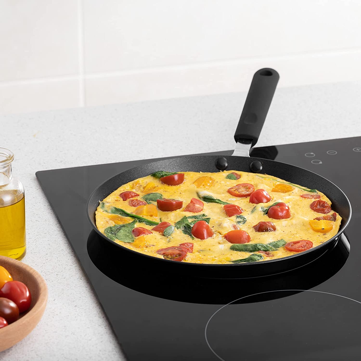 Tigaie pentru clatite Navaris, 26 cm, non-adeziv, pentru toate suprafetele de gatit, 49546.01
